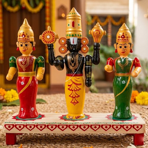 venkateswaraswamy with wifes indian idol toy